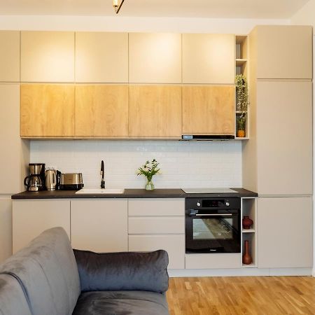 Sunny 2Br Flat - Top Location - Amazing Balcony Bucharest Exterior photo