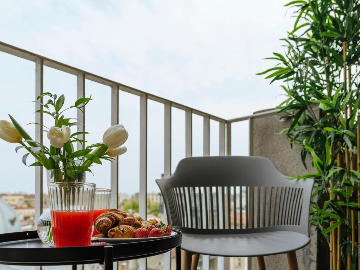 Sunny 2Br Flat - Top Location - Amazing Balcony Bucharest Exterior photo