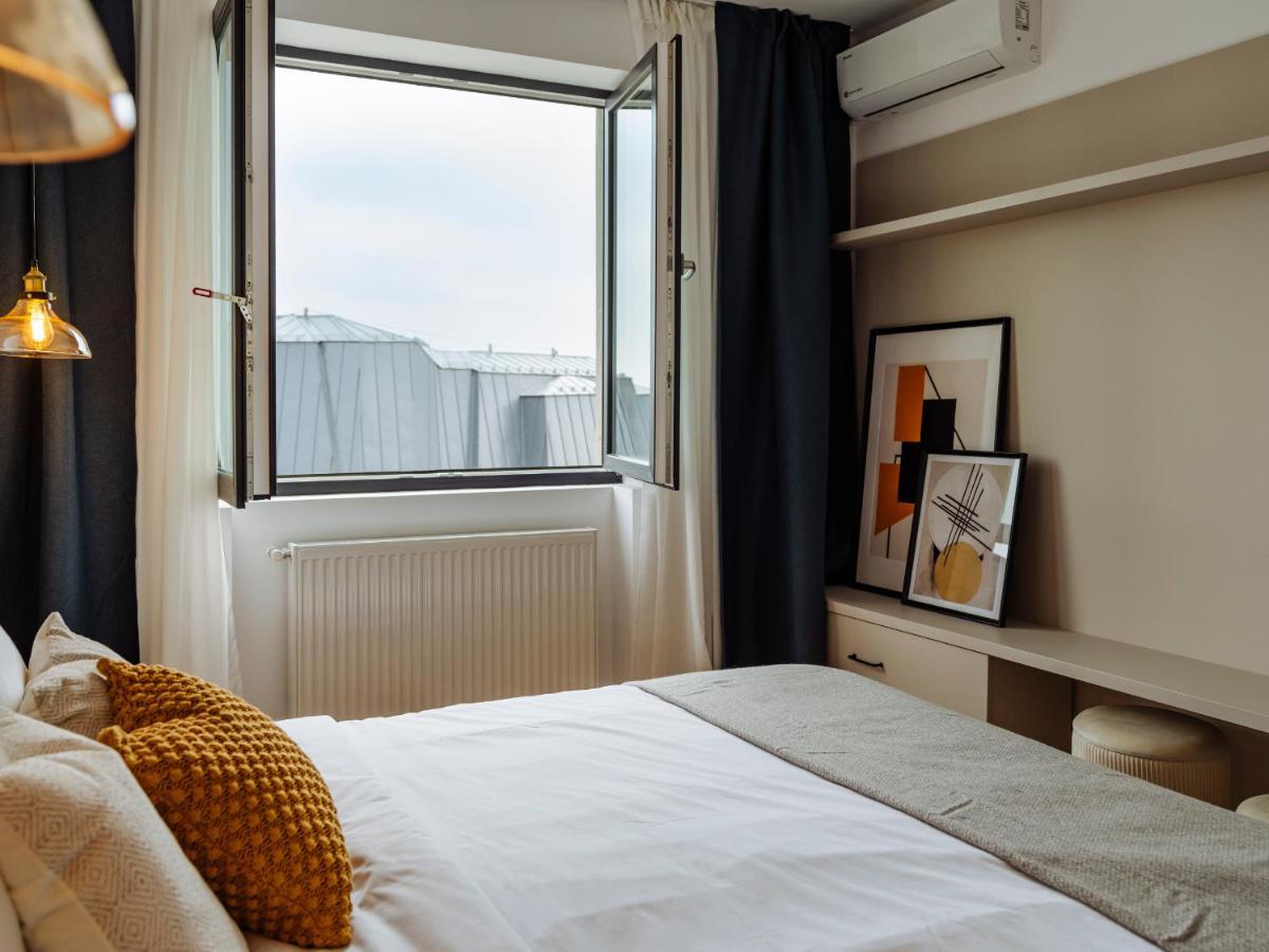 Sunny 2Br Flat - Top Location - Amazing Balcony Bucharest Exterior photo